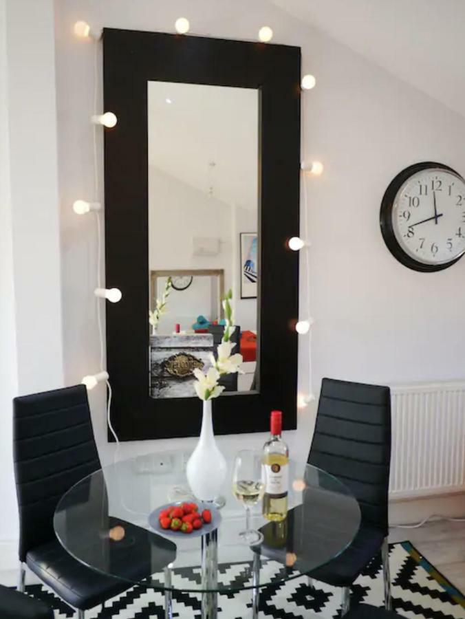 Quirky Cosy Marleybone Victorian Loft Apartment 런던 외부 사진